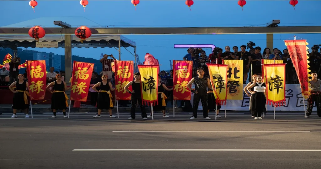 2019年の鷄籠中元祭・放水燈遊行の様子
